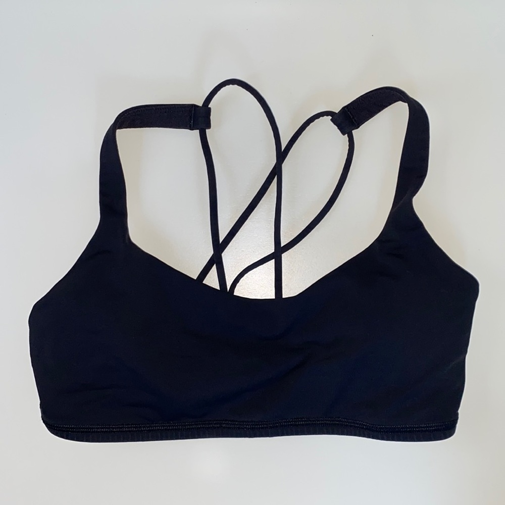 Lululemon black sports bra